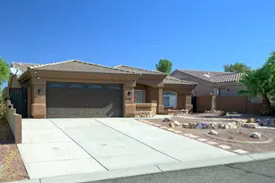 2121 E Desert Lakes Dr, Fort Mohave, AZ 86426 - Photo 2