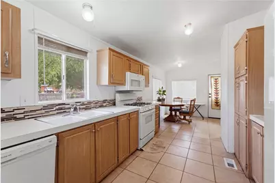 2320 E Sierra Vista Avenue, Kingman, AZ 86409 - Photo 10