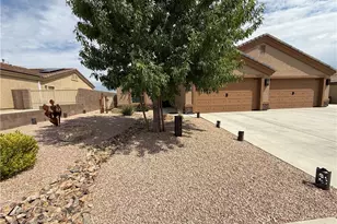 1767 E Blue Flame St, Kingman, AZ 86409 - Photo 2