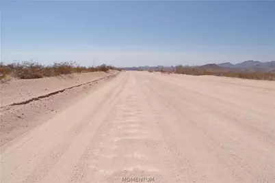 207-18-010 W Santa Fe Ranch Road, Yucca, AZ 86438 - Photo 4