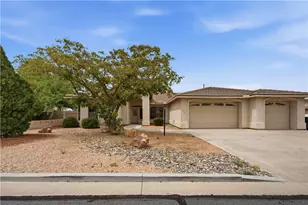 2281 Mesa Dr, Kingman, AZ 86401 - Photo 1