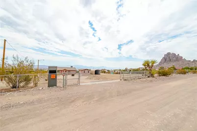 2310 S Dewey Road, Golden Valley, AZ 86413 - Photo 54