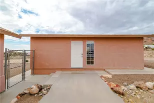 2310 S Dewey Rd, Golden Valley, AZ 86413 - Photo 22