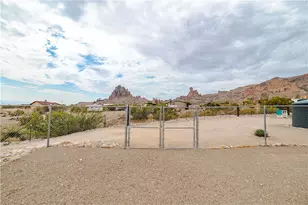 2310 S Dewey Rd, Golden Valley, AZ 86413 - Photo 40