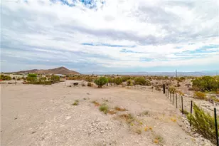 2310 S Dewey Rd, Golden Valley, AZ 86413 - Photo 46