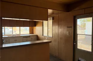 560 Silver Ln, Bullhead City, AZ 86442 - Photo 4