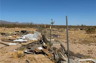 18860 S Dale Evans Rd, Yucca, AZ 86438 - Photo 50