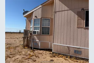 18860 S Dale Evans Road, Yucca, AZ 86438 - Photo 46