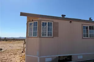 18860 S Dale Evans Rd, Yucca, AZ 86438 - Photo 44