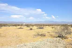 2916 S Pima Rd, Golden Valley, AZ 86413 - Photo 1