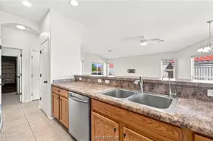 2459 Frontier Ln, Bullhead City, AZ 86442 - Photo 20