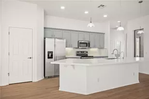 2840 Esmerelda Dr, Bullhead City, AZ 86429 - Photo 10