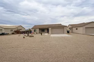 9609 N Concho Dr, Kingman, AZ 86401 - Photo 2