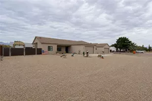 9609 N Concho Dr, Kingman, AZ 86401 - Photo 4
