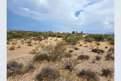 339-14-213 N. Cove, Golden Valley, AZ 86413 - Photo 4
