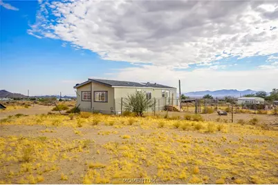 3967 N Bouse Rd., Golden Valley, AZ 86413 - Photo 2