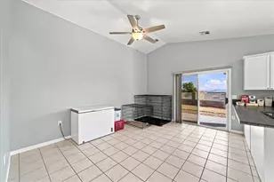 2198 Hi Jolly Dr, Bullhead City, AZ 86442 - Photo 38