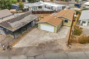 1971 Surf and Sand Dr, Bullhead City, AZ 86442 - Photo 2