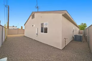 1765 Hualapai Dr, Bullhead City, AZ 86442 - Photo 44