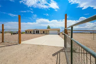2354 S Cibola Rd, Golden Valley, AZ 86413 - Photo 4
