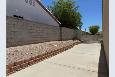 2541 Bridlewise Lane, Bullhead City, AZ 86442 - Photo 4
