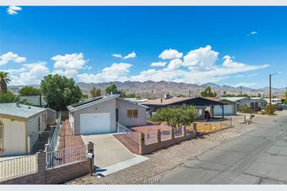 1977 Surf & Sand Drive, Bullhead City, AZ 86442 - Photo 2