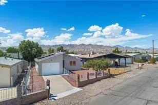 1977 Surf & Sand Dr, Bullhead City, AZ 86442 - Photo 1