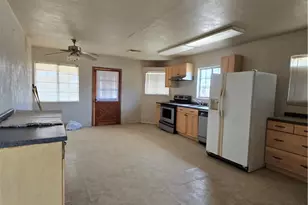 1417 S Canelo Rd, Golden Valley, AZ 86413 - Photo 18