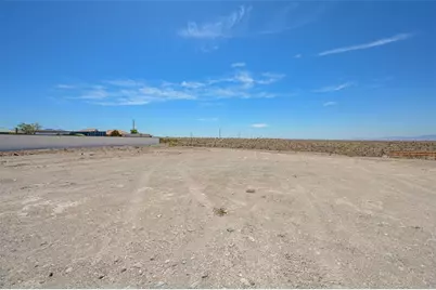 2468 Riverview Drive, Bullhead City, AZ 86442 - Photo 16