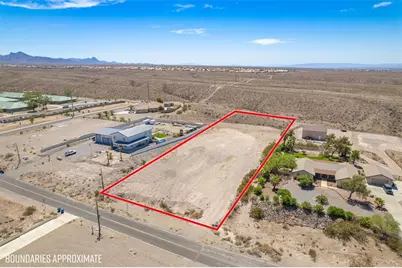 2468 Riverview Drive, Bullhead City, AZ 86442 - Photo 2