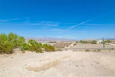2468 Riverview Drive, Bullhead City, AZ 86442 - Photo 6