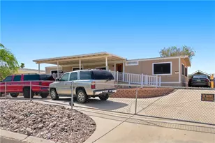 896 Terrace Dr, Bullhead City, AZ 86442 - Photo 10