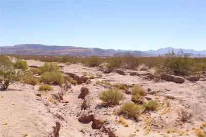 19196 N Quintana Road, White Hills, AZ 86445 - Photo 12