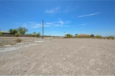 2494 Riverview Drive, Bullhead City, AZ 86442 - Photo 18