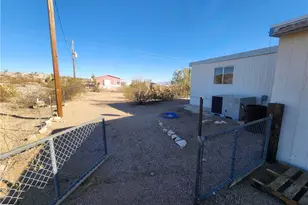 437 W Diamond Creek Dr, Meadview, AZ 86444 - Photo 26