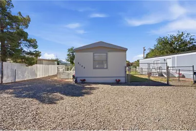 3102 E Packard Avenue, Kingman, AZ 86409 - Photo 2