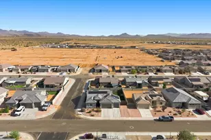 2627 E Estrella Vis, Kingman, AZ 86409 - Photo 32