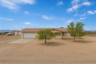 3369 N Houck Rd, Golden Valley, AZ 86413 - Photo 2