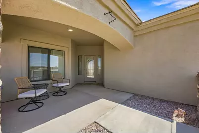 3033 Sidewheel Drive, Bullhead City, AZ 86429 - Photo 8
