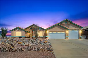 3467 Warren Ct, Bullhead City, AZ 86429 - Photo 2