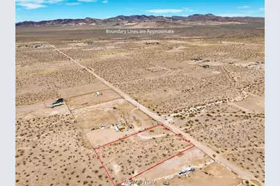 317-32-356 N Elizabeth Drive, Dolan Springs, AZ 86441 - Photo 2