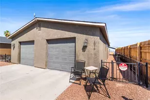 1816 Granada Dr, Bullhead City, AZ 86442 - Photo 2