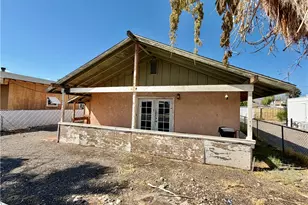 210 Riverwood Ln, Bullhead City, AZ 86442 - Photo 2