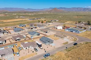 7391 E Winchester Dr, Kingman, AZ 86401 - Photo 40