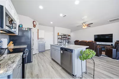 7391 E Winchester Drive, Kingman, AZ 86401 - Photo 8