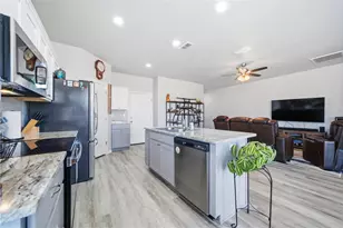 7391 E Winchester Dr, Kingman, AZ 86401 - Photo 8