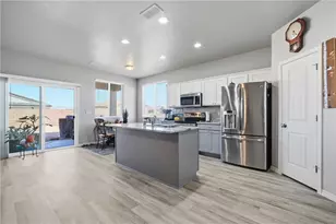 7391 E Winchester Dr, Kingman, AZ 86401 - Photo 10