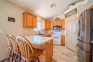 3479 Florence Ave, Bullhead City, AZ 86429 - Photo 12
