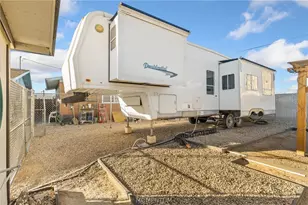 2012 Kingston Dr, Bullhead City, AZ 86442 - Photo 28