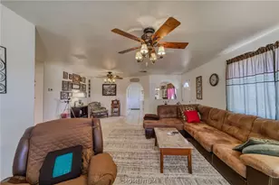 885 S Aztec Rd, Golden Valley, AZ 86413 - Photo 4